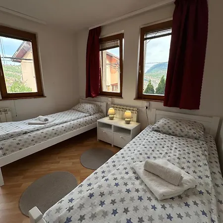 One Auberge de jeunesse *
